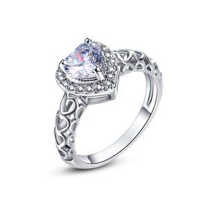 SALE ** BRAND NEW ** DIAMOND HEART RING